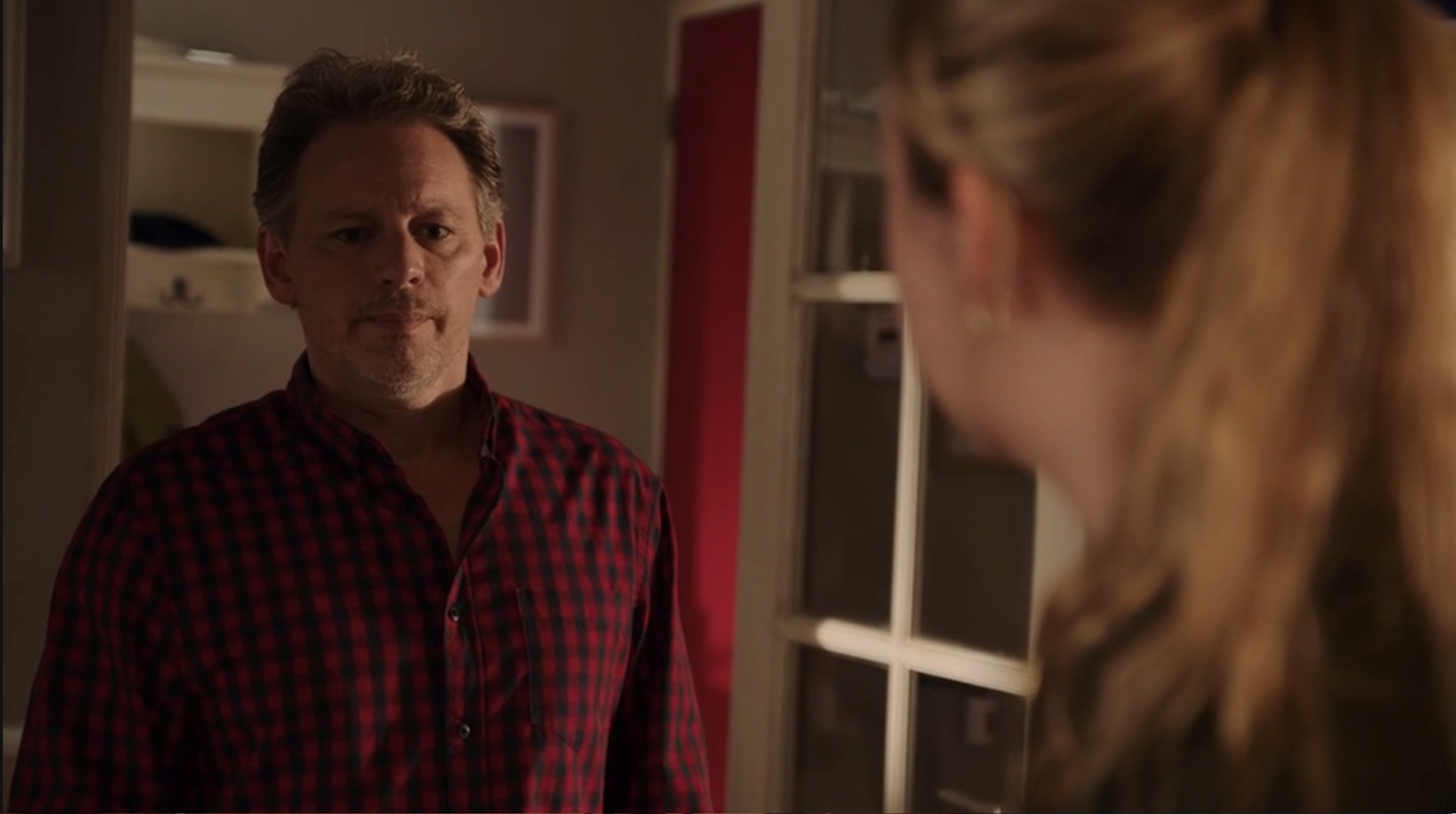 Julian wil Demi helpen nuchter te worden